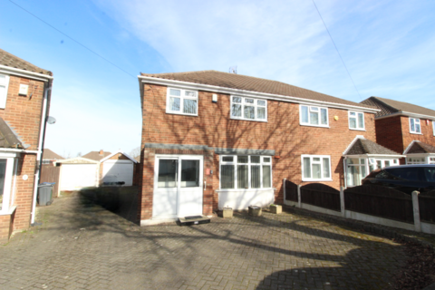 Almond Avenue, Yew Tree Estate... 3 bed semi