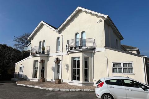 Church Road, Dartmouth 2 bed apartment for sale