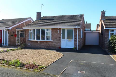 2 bedroom semi-detached bungalow for sale