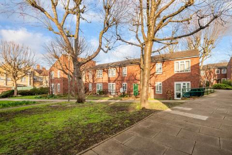 Newnes Path, London 1 bed maisonette for sale