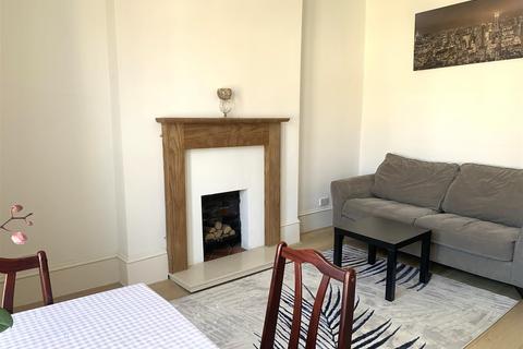 Elm Grove, Southsea, Hampshire 1 bed flat for sale