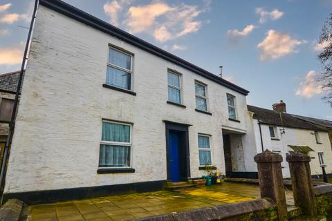6 Higher Bore Street, Bodmin, PL31 4 bed block of apartments for sale