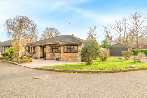 Ferndene, St. Albans AL2 3 bed bungalow for sale