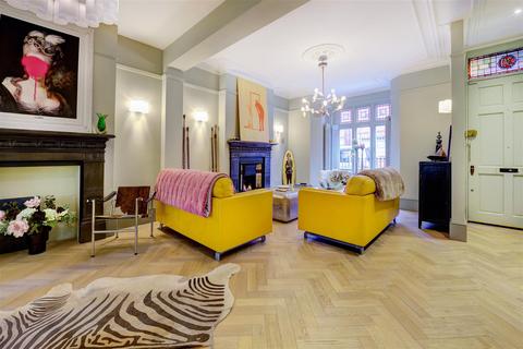 Lisburne Road, Hampstead, NW3 5 bed house for sale