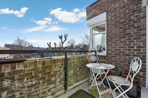 Commercial Road, London, E1 1 bed flat for sale
