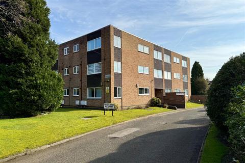Halesowen Road, Halesowen 2 bed flat for sale