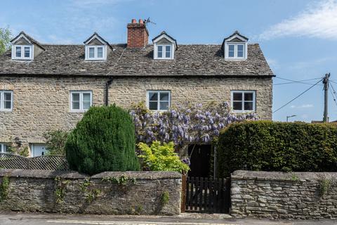 Fox Cottage, Union Street, Woodstock... 3 bed cottage for sale