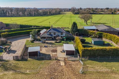 Northwold Road, Methwold, Thetford... 3 bed cottage for sale