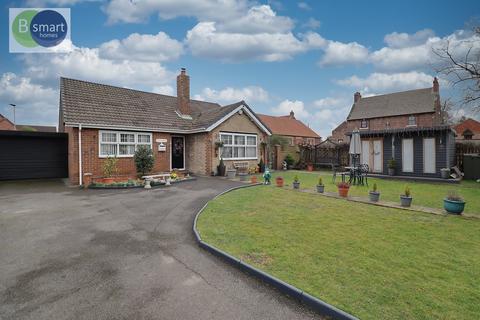 Shepherd Lane, Rotherham S63 2 bed detached bungalow for sale