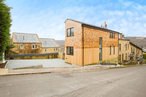 Wadsworth Lane, West Yorkshire HX7 4 bed detached house for sale