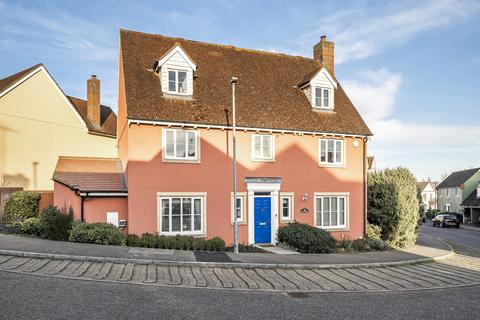 Hallett Road, Dunmow CM6 7 bed detached house for sale