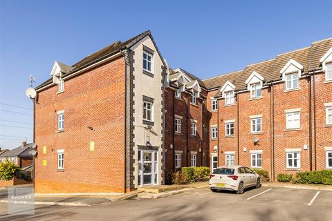 Manchester Road, Swinton M27 2 bed apartment for sale