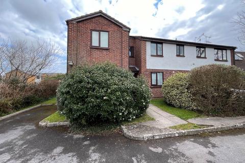 Silvercourt, Fosse Way, Nailsea, BS48 1 bed apartment for sale