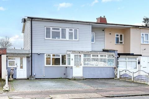 Denton Avenue, Westcliff