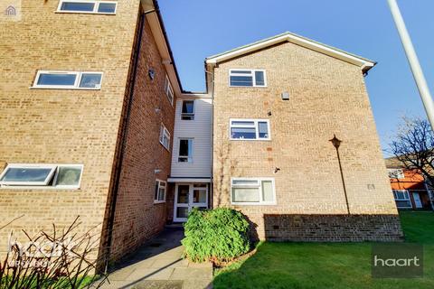 Chiswick Close, Croydon 1 bed flat for sale