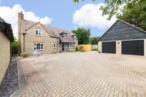 High Street, Faringdon SN7 4 bed detached house for sale