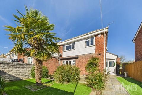 Waun Fach, Pentwyn, Cardiff, CF23 7BA 4 bed end of terrace house for sale