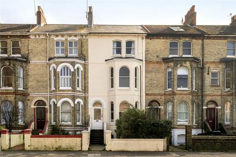 Gladstone Terrace, Brighton, East... 1 bed apartment for sale