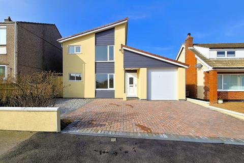Mote Park, Saltash PL12 4 bed detached house for sale