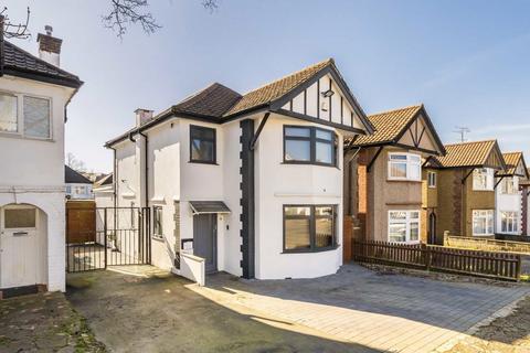 Hendale Avenue, London NW4 3 bed detached house for sale