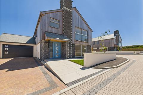Truro TR4 4 bed detached house for sale