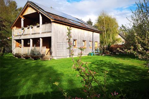 L'Hirondelle, Lentran, Inverness, IV3 2 bed detached house for sale