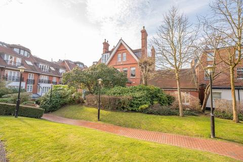 Westfield Lodge, Hampstead, London, NW3 1 bed flat for sale
