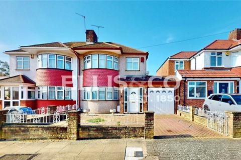 Dalmeny Close, Wembley, HA0 3 bed semi