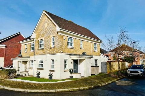 Swordsmans Road, Deepcut, Camberley... 3 bed semi
