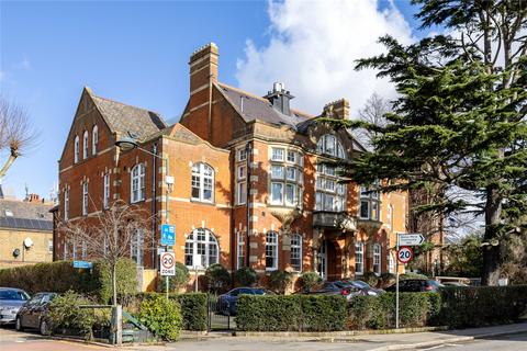 Coombe Road, Kingston Upon Thames... 2 bed duplex for sale