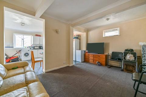 St. Pauls Avenue, Slough, SL2 4 bed detached house for sale