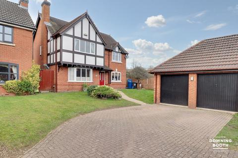 Coppice Grove, Lichfield WS14 4 bed detached house for sale