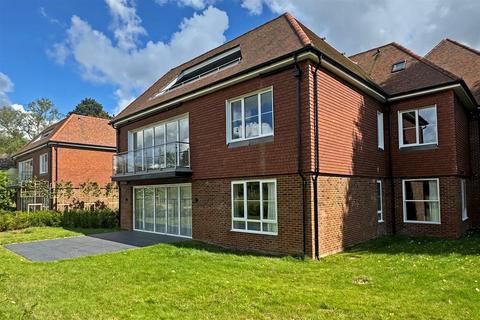 Furze Hill, Kingswood 2 bed apartment for sale