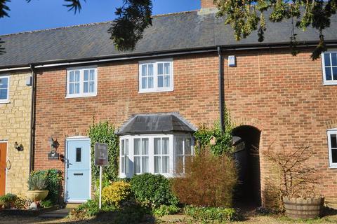 Goughs Close, Sturminster Newton 2 bed terraced house for sale