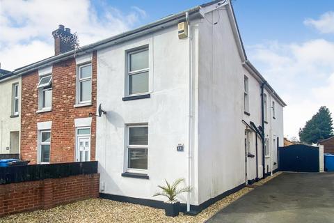 Victoria Road, Poole BH12 2 bed end of terrace house for sale