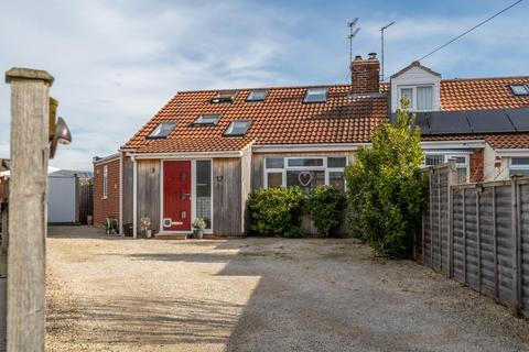 4 bedroom semi-detached bungalow for sale