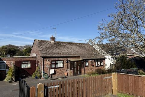 Bridport 2 bed bungalow for sale