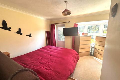 Woodlands Lane, Chichester, West Sussex 3 bed terraced house for sale