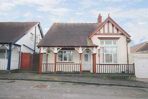 Marine Avenue, Skegness, Lincolnshire 3 bed detached bungalow for sale