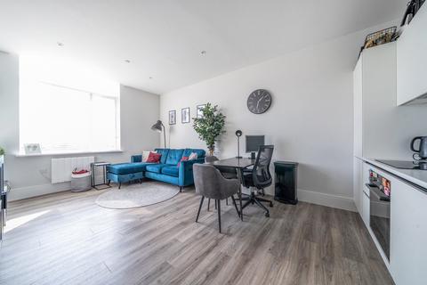 Field End Road, Ruislip, Middlesex 1 bed apartment for sale