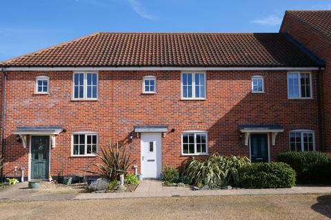 Bibbys Way, Framlingham, Suffolk 2 bed terraced house for sale
