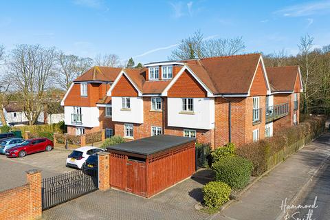 Thornwood Road, Epping CM16 2 bed flat for sale