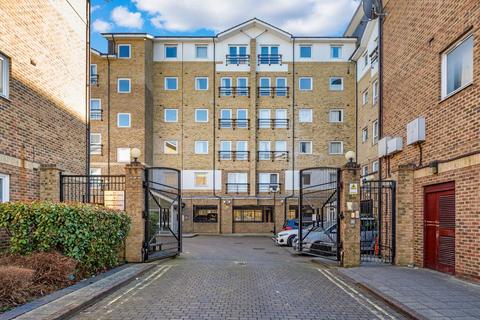 Melbourne Road, Wallington 2 bed apartment for sale