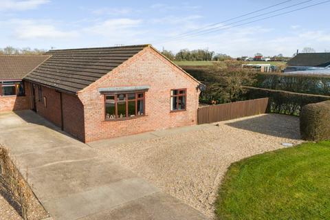 North End, Salfleetby, Louth, LN11 3 bed bungalow for sale