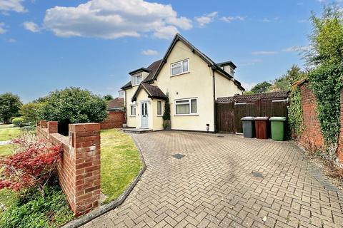 Harris Lane, Shenley, WD7 4 bed detached house for sale
