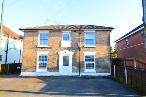 Windham Road, Bournemouth BH1 2 bed flat for sale