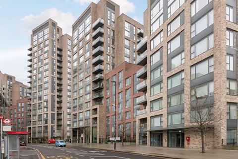 Cherry Orchard Road, Croydon 2 bed apartment for sale