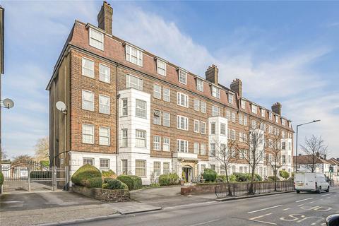Sidmouth Road, London NW2 3 bed flat for sale