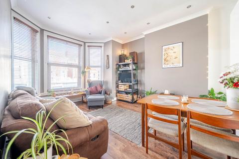 Elm Grove, Hampshire PO5 1 bed flat for sale
