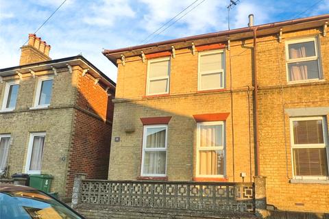 Osborne Road, East Cowes, Isle of Wight 2 bed semi
